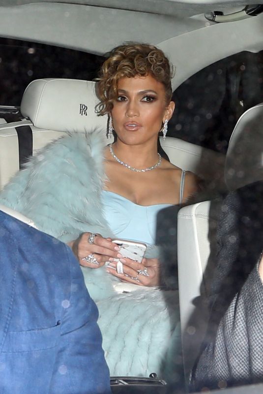 JENNIFER LOPEZ Arrives at a Guess Event in Los Angeles 01/31/2018