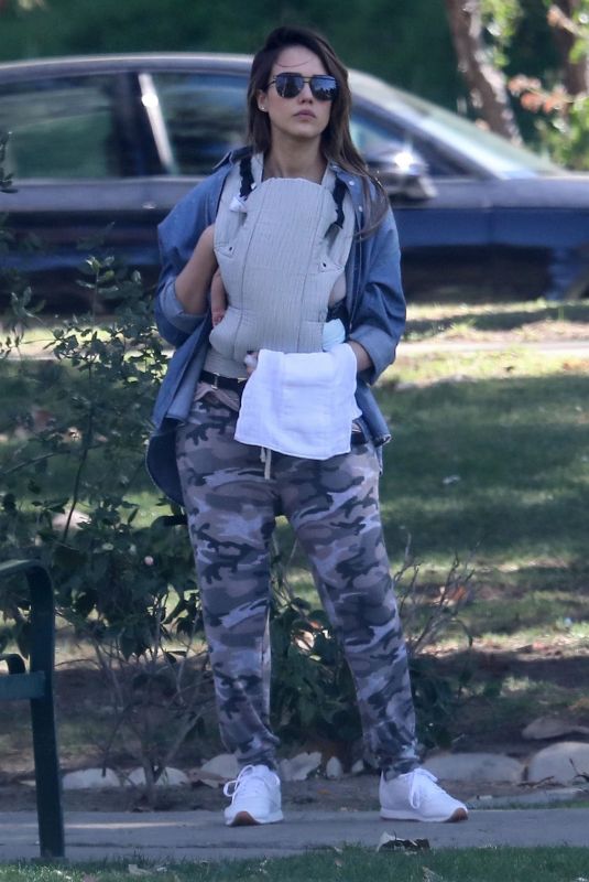 JESSICA ALBA at Coldwater Canyon Park in Beverly Hills 02/17/2018