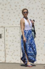 KATE HUDSON and Danny Fujikawa Out in Sydney 02/17/2018