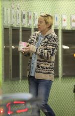 KATE HUDSON Out Shopping  in Los Angeles 02/26/2018