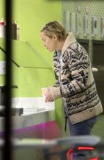 KATE HUDSON Out Shopping  in Los Angeles 02/26/2018