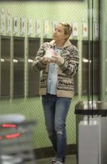 KATE HUDSON Out Shopping  in Los Angeles 02/26/2018