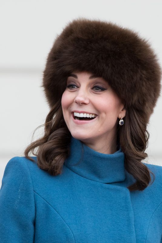 KATE MIDDLETON at Princess Ingrid Alexandra Sculpture Park in Oslo 02/01/2018
