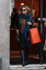KATE MOSS Shopping at Hermes in London 01/31/2018