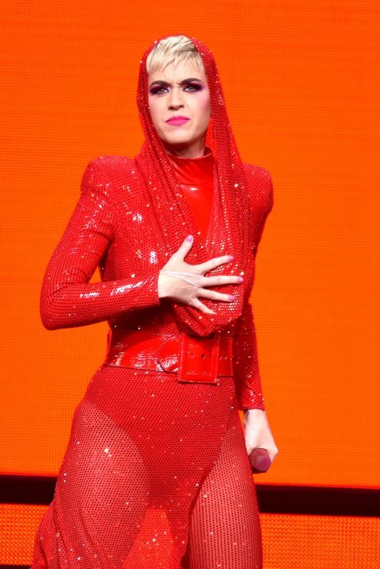 KATY PERRY Performs at Witness Tour at Portland’s Moda Center 02/02/2018