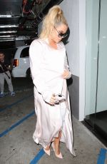 KHLOE KARDASHIAN Arrives at Catch LA in West Hollywood 02/07/2018