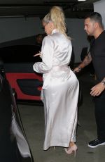 KHLOE KARDASHIAN Arrives at Catch LA in West Hollywood 02/07/2018