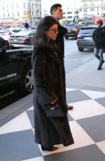KOURTNEY KARDASHIAN Arrives at Her Hotel in New York 02/03/2018