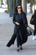 KOURTNEY KARDASHIAN Heading to Doctor