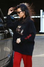 KOURTNEY KARDASHIAN Out and About in Calabasas 02/21/2018