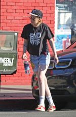 KRISTEN STEWART and STELLA MAXWELL Out Shopping in Los Feliz 02/17/2018