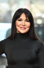 LIZZIE CUNDY Arrives at ITV Studios in London 02/01/2018