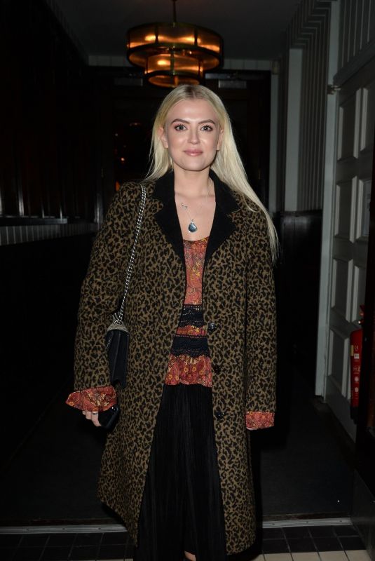 LUCY FALLON at Living Room in Manchester 02/01/2018