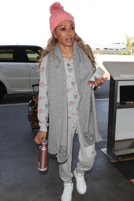 MELANIE BROWN at Los Angeles International Airport 02/01/2018