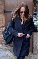 MELANIE CHISHOLM Arrives at Geri Halliwell’s Home in London for Spice Girls Reunion 02/02/2018