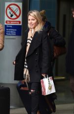 MOLLIE KING Arrives at Piccadilly Station in Manchester 02/08/2018