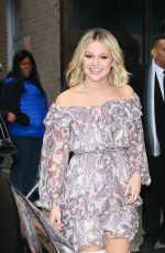 OLIVIA HOLT Leaves Zimmerman Fashion Show at NYFW in New York 02/12/2018