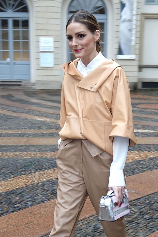 OLIVIA PALERMO Out at Milan Fashion Week 02/23/2018
