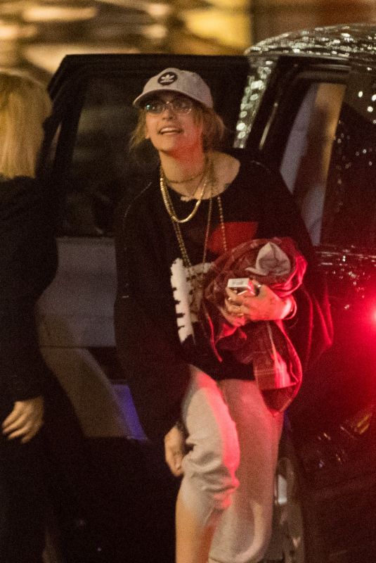 PARIS JACKSON Arrives in London 02/16/2018