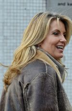 PENNY LANCASTER Leaves Mulberry Bush Pub in London 02/12/2018