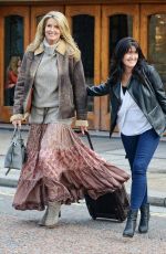 PENNY LANCASTER Leaves Mulberry Bush Pub in London 02/12/2018