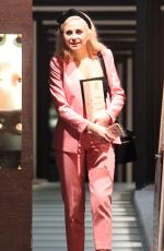 PIXIE LOTT Leaves Ours Resturant in London 02/13/2018