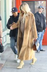 Pregnant KHLOE KARDASHIAN Arrives at a Baby Shop in Los Angeles 02/21/2018