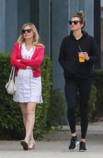 Pregnant KIRSTEN DUNST Out for Lunch in Los Angeles 02/10/2018