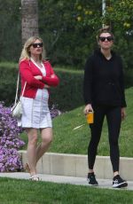 Pregnant KIRSTEN DUNST Out for Lunch in Los Angeles 02/10/2018