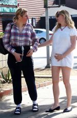 Pregnant KIRSTEN DUNST Out for Lunch in Los Feliz 02/11/2018