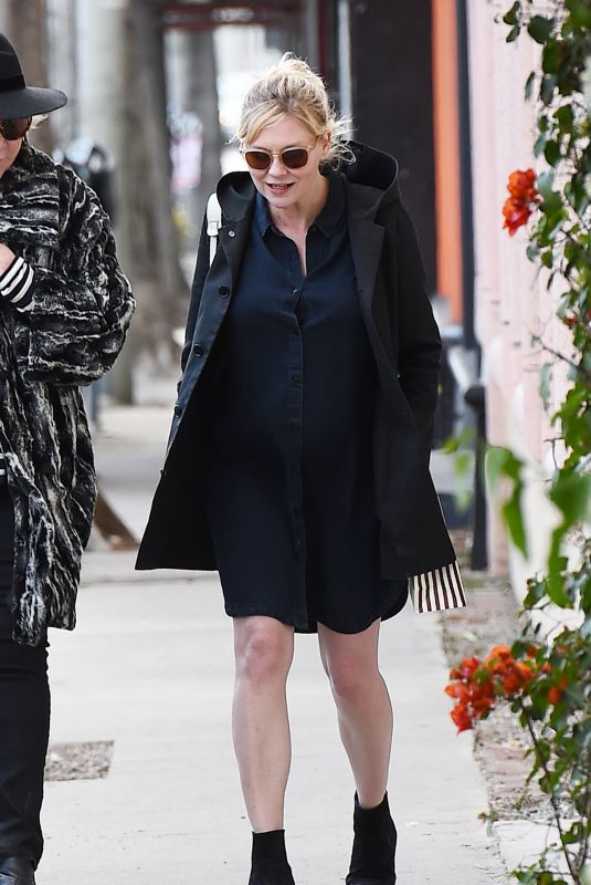 Pregnant KIRSTEN DUNST Out Shopping in Los Angeles 02/27/2018