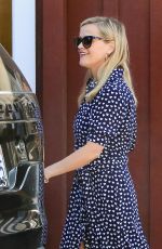 REESE WITHERSPOON Out in Los Angeles 02/09/2018