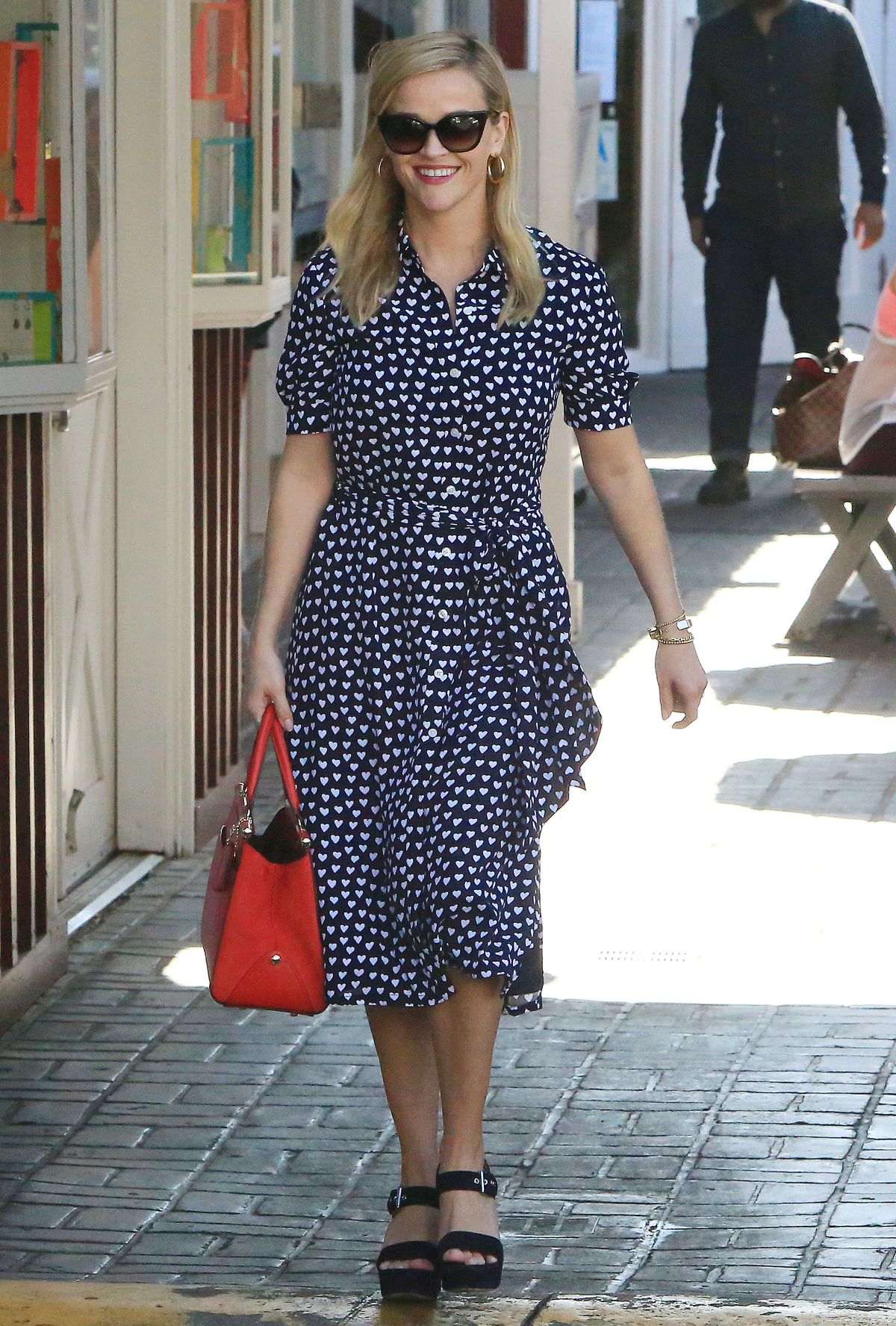 REESE WITHERSPOON Out in Los Angeles 02/09/2018 – HawtCelebs