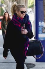 REESE WITHERSPOON Out Shopping in Santa Monica 02/27/2018