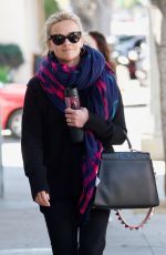 REESE WITHERSPOON Out Shopping in Santa Monica 02/27/2018