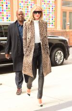 ROSIE HUNTINGTON-WHITELEY Out at New York Fashion Week 02/08/2018