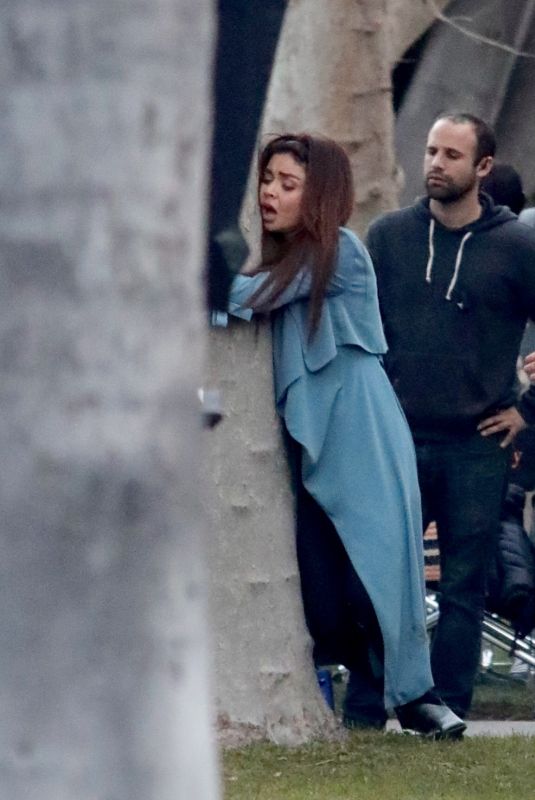 SARAH HYLAND on the Set of Modern Family in West Hollywood 02/27/2018