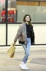 SELENA GOMEZ Shopping at Vons Supermarket in Los Angeles 02/21/2018