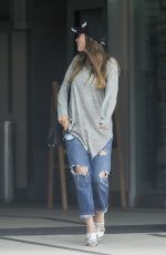 SOFIA VERGARA Leaves a Pharmacy in Beverly Hills 02/27/2018