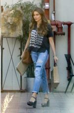 SOFIA VERGARA Out and About in Beverly Hills 01/31/2018