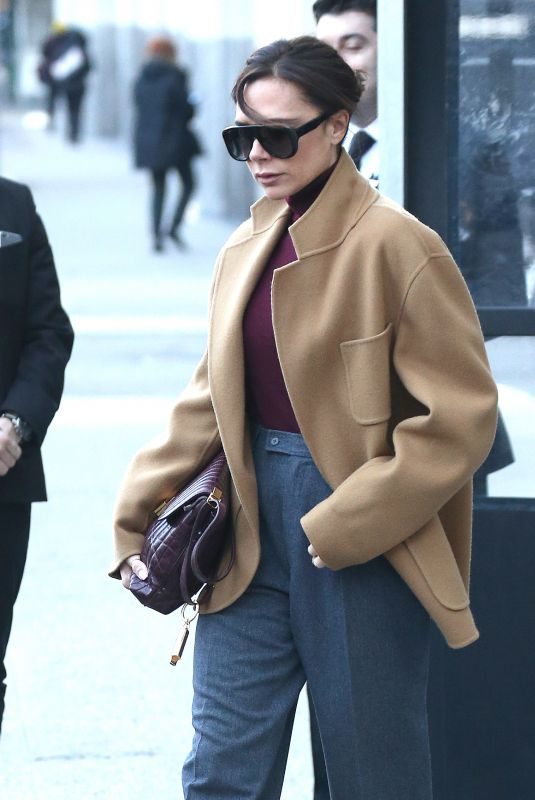 VICTORIA BECKHAM Out and About in New York 02/08/2018