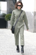 VICTORIA BECKHAM Out and About in New York 02/12/2018
