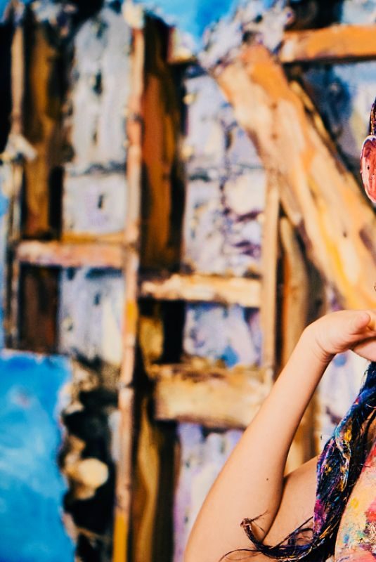 VICTORIA JUSTICE by Alexa Meade Photoshoot, January 2018