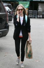 AMANDA SEYFRIED Shopping at Whole Foods in Los Angeles 03/16/2018