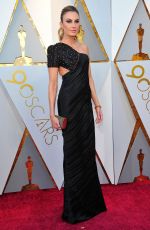 ELIZABETH CHAMBERS at 90th Annual Academy Awards in Hollywood 03/04/2018