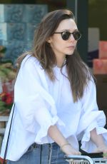 ELIZABETH OLSEN Shopping at Whole Foods in Los Angeles 03/27/2018