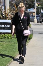 ELLE FANNING Heading to a Gym in Los Angeles 02/28/2018