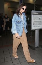 EMILY RATAJKOWSKI at Los Angeles International Airport 03/15/2018