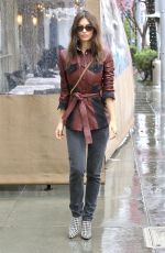 EMILY RATAJKOWSKI Out and About in Beverly Hills 03/02/2018