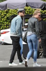 EMILY VANCAMP Leaves Little Dom